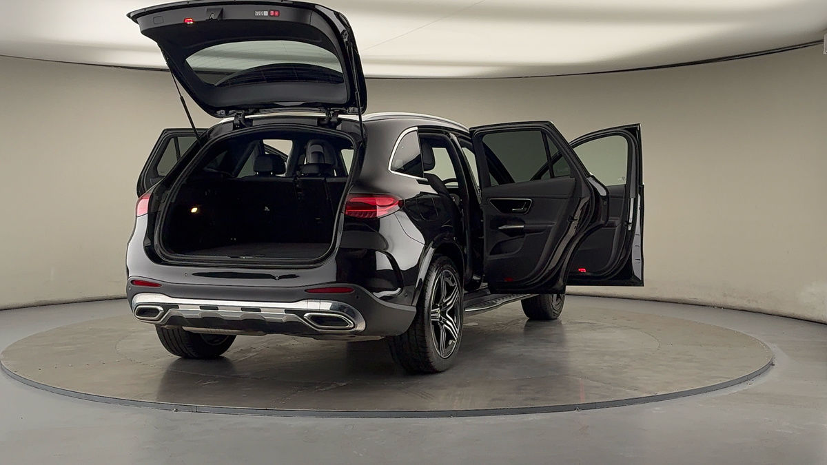 Used Mercedes-Benz GLC 2024 for sale - 76040247: Photo 60