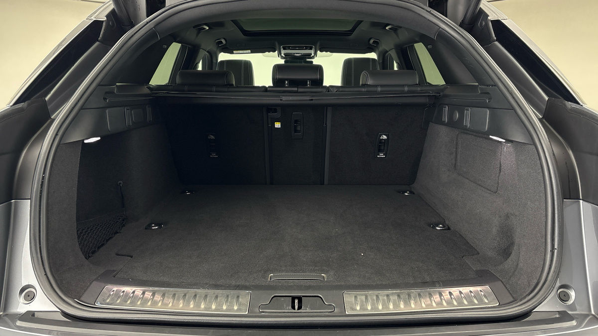 Used Land Rover Range Rover Velar 2022 for sale - 76686936: Photo 11