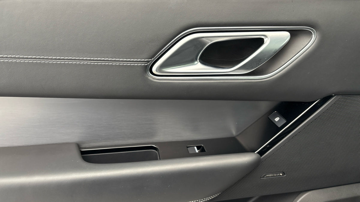 Used Land Rover Range Rover Velar 2022 for sale - 76686936: Photo 19