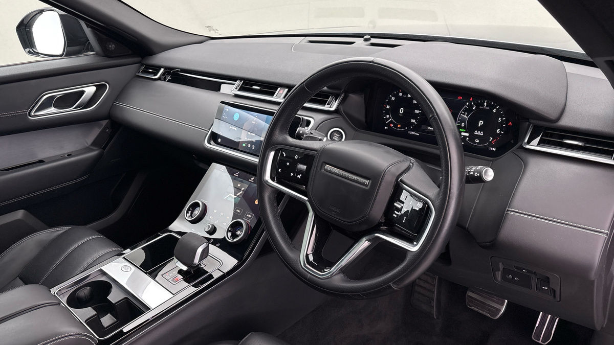 Used Land Rover Range Rover Velar 2022 for sale - 76686936: Photo 5