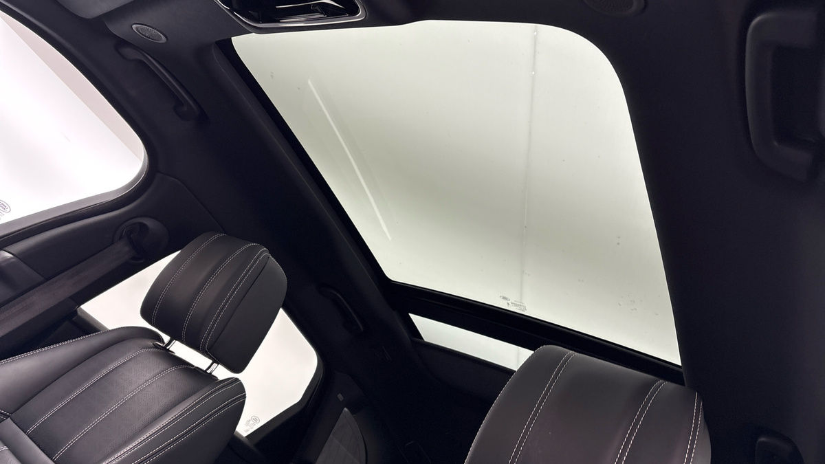 Used Land Rover Range Rover Velar 2022 for sale - 76686936: Photo 6