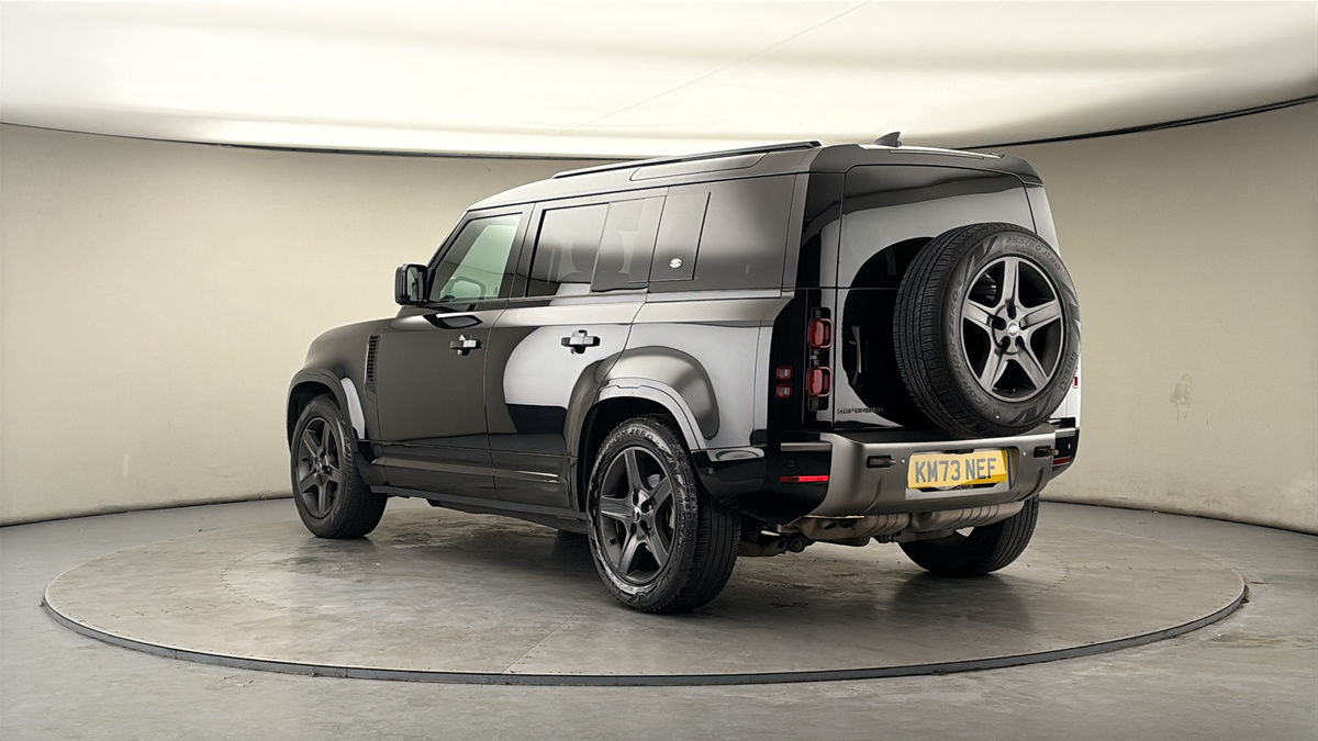 Used Land Rover Defender 2023 for sale - 77937583: Photo 2