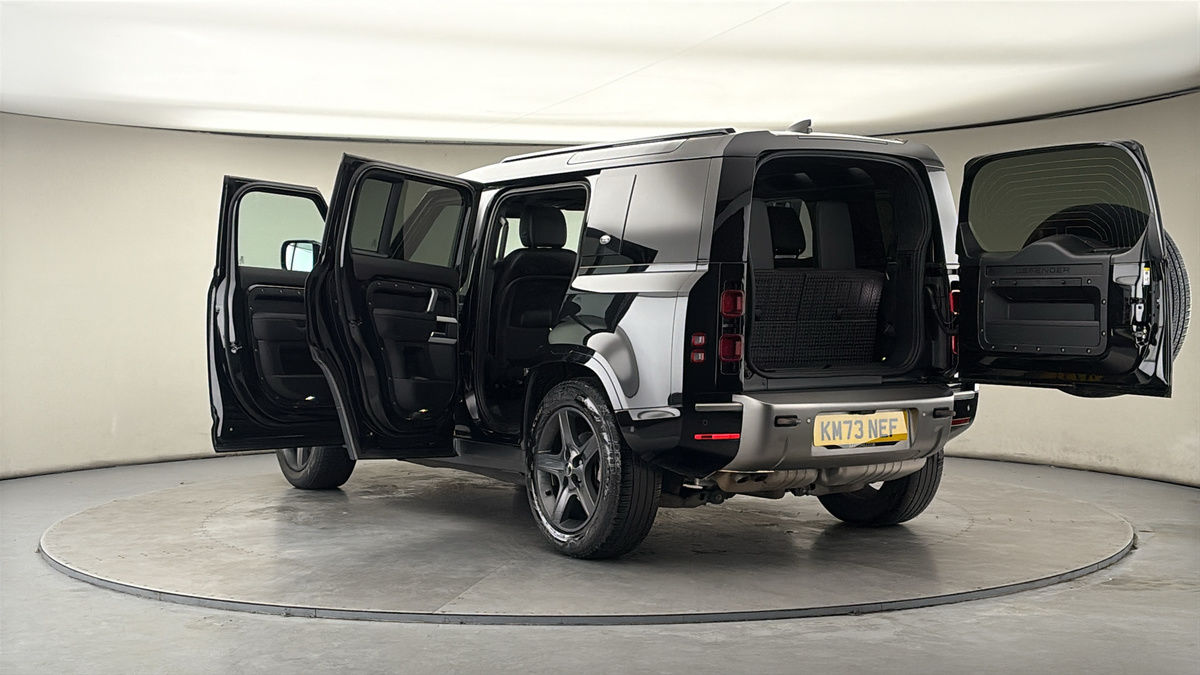 Used Land Rover Defender 2023 for sale - 77937583: Photo 23