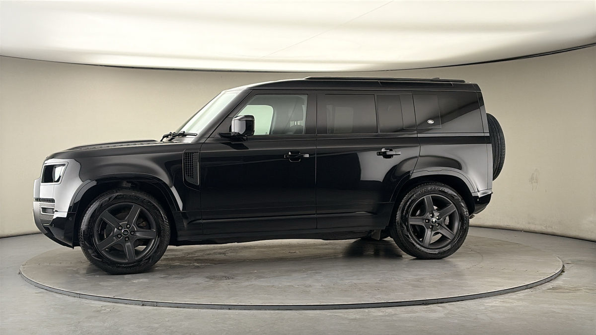 Used Land Rover Defender 2023 for sale - 77937583: Photo 29