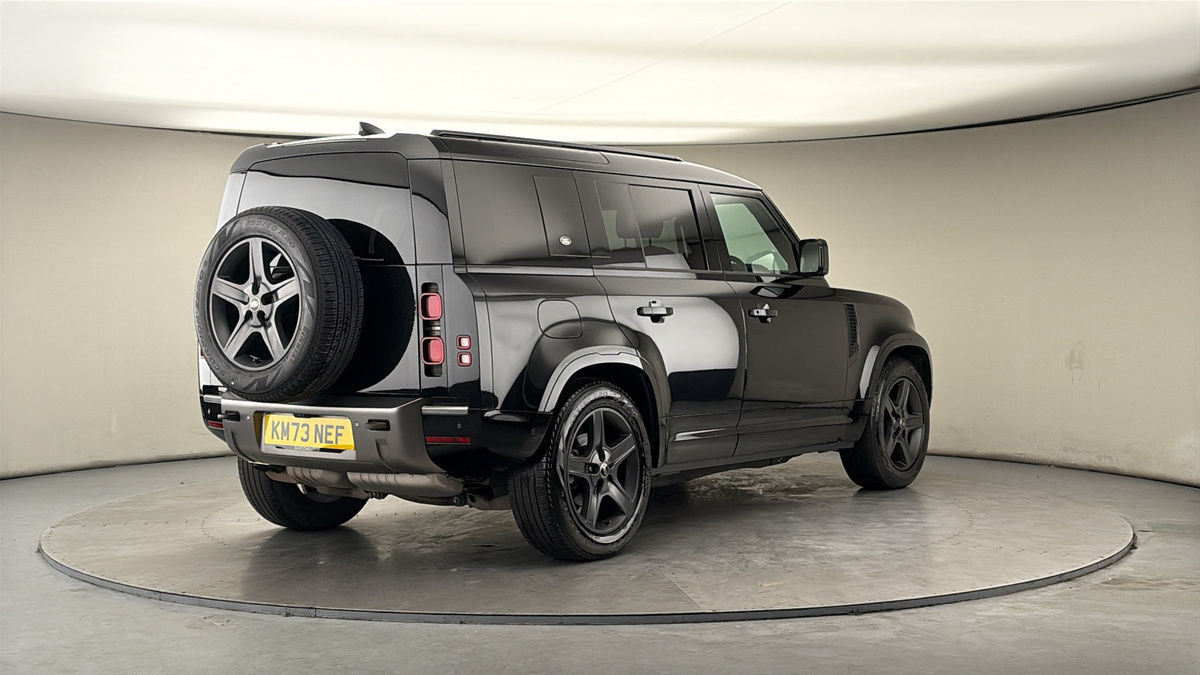 Used Land Rover Defender 2023 for sale - 77937583: Photo 40
