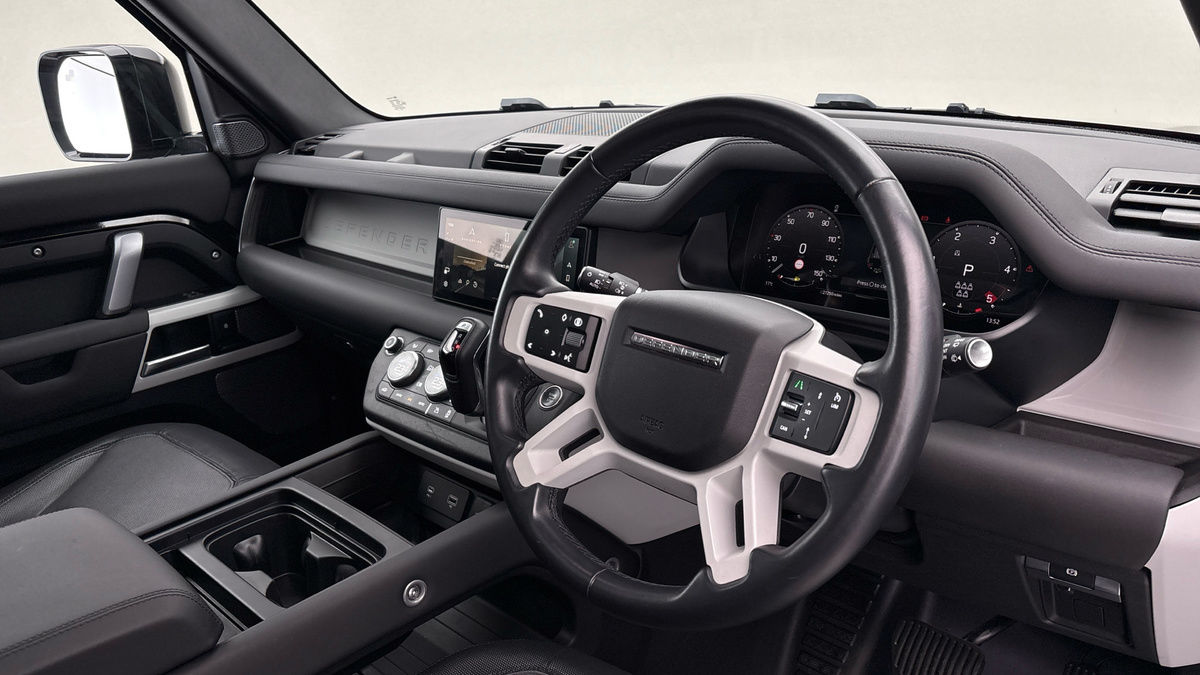 Used Land Rover Defender 2023 for sale - 77937583: Photo 5