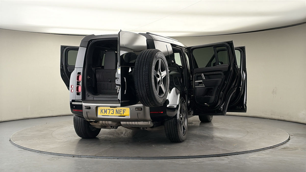 Used Land Rover Defender 2023 for sale - 77937583: Photo 60