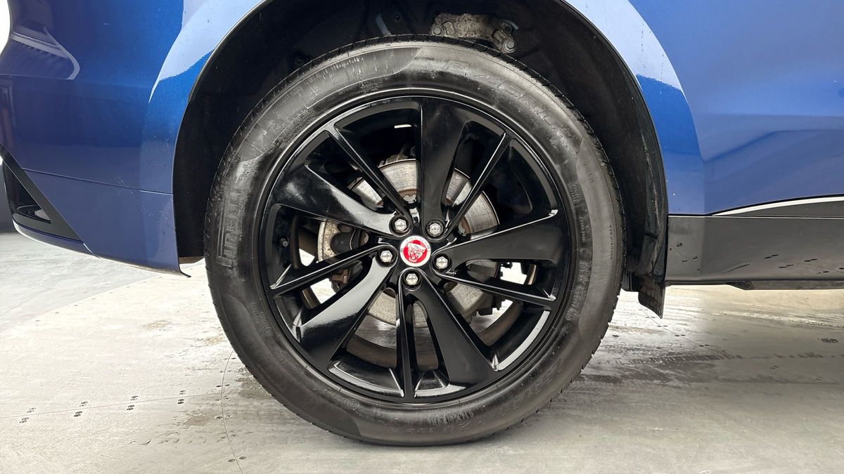 Used Jaguar F-Pace 2023 for sale - 77213252: Photo 10