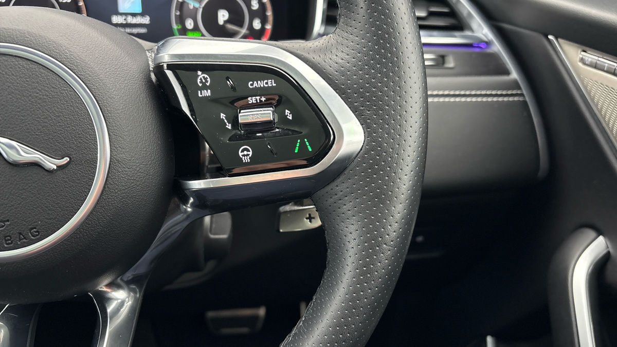 Used Jaguar F-Pace 2023 for sale - 77213252: Photo 14