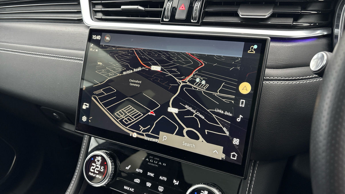 Used Jaguar F-Pace 2023 for sale - 77213252: Photo 17