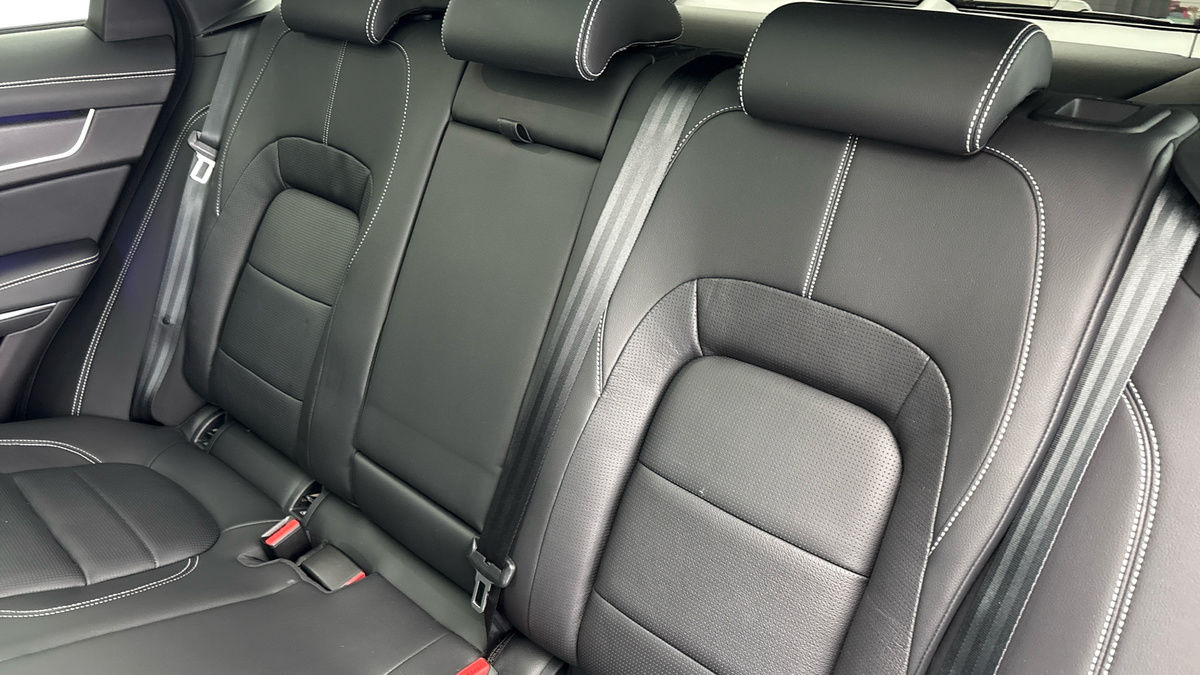 Used Jaguar F-Pace 2023 for sale - 77213252: Photo 8