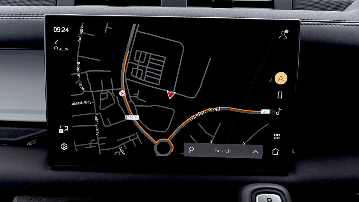 Used Land Rover Defender 110 2024 for sale - 76211088: Photo 17