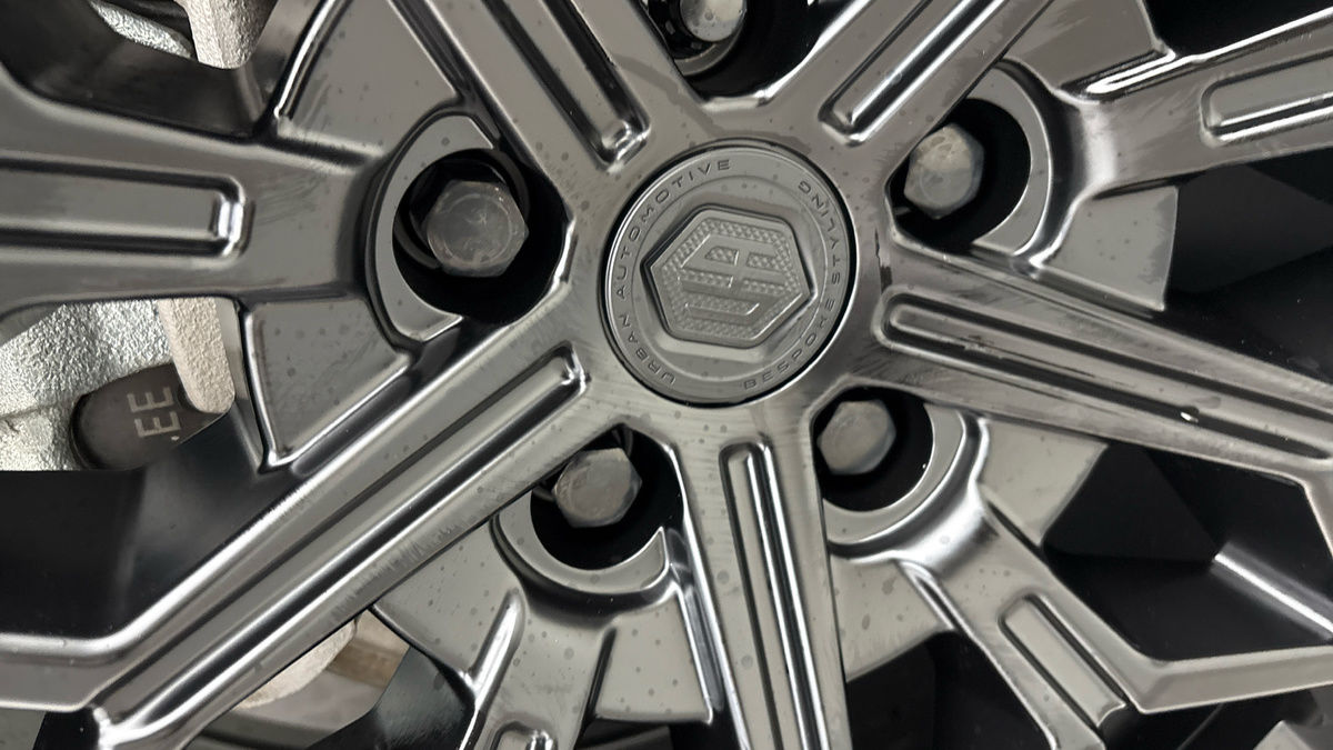 Used Land Rover Defender 110 2024 for sale - 76211088: Photo 27