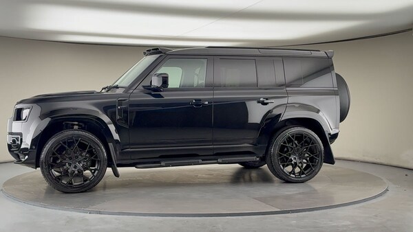 Used Land Rover Defender 110 2024 for sale - 76211088: Photo 34