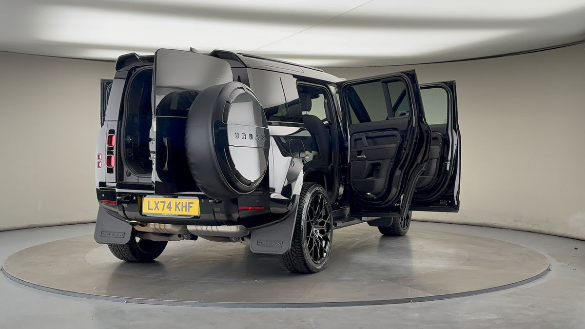 Used Land Rover Defender 110 2024 for sale - 76211088: Photo 65