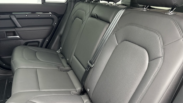 Used Land Rover Defender 110 2024 for sale - 76211088: Photo 8