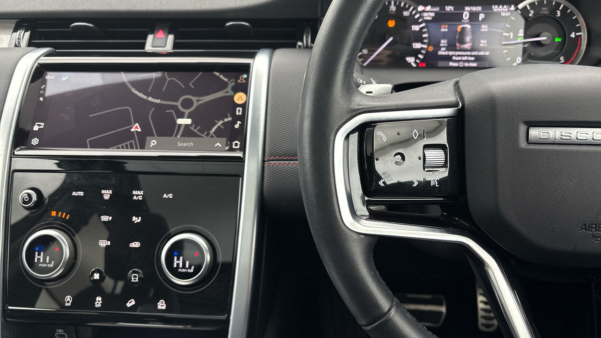 Used Land Rover Discovery Sport 2022 for sale - 76387101: Photo 13