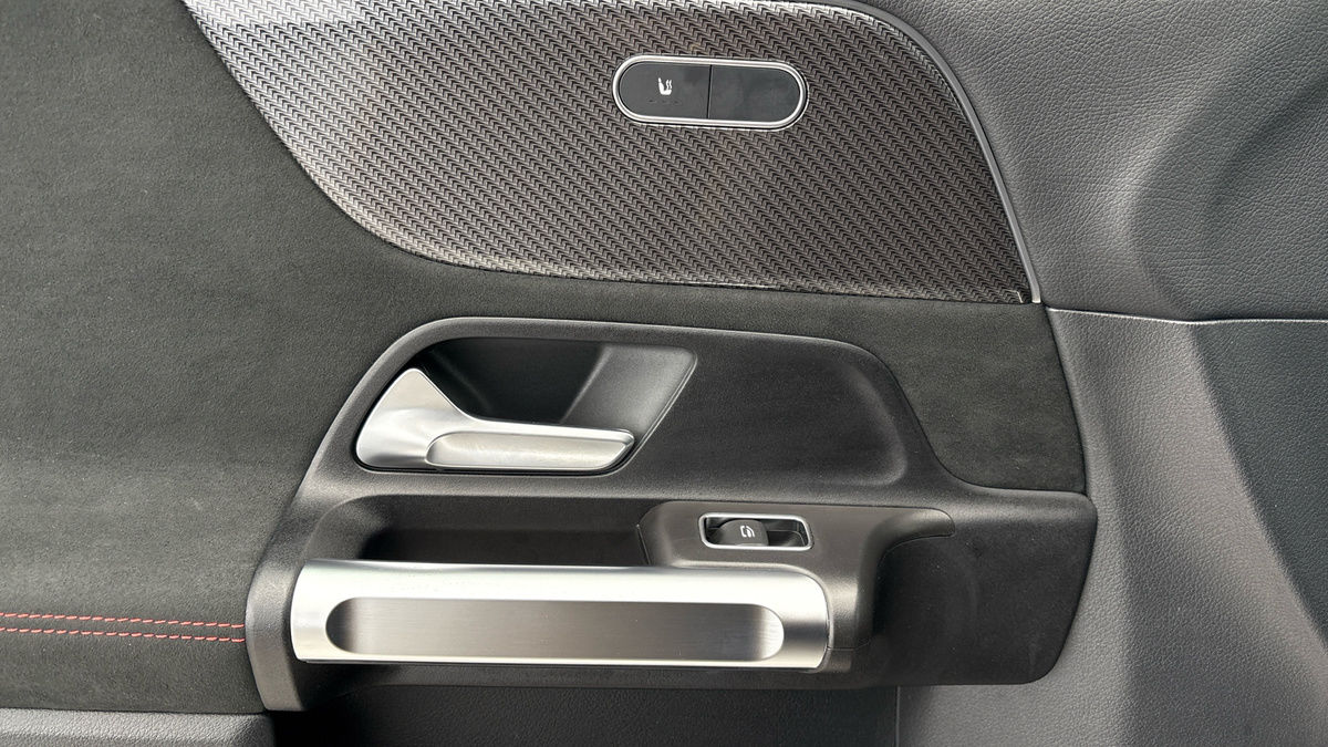 Used Mercedes-Benz GLB 2025 for sale - 76304618: Photo 19