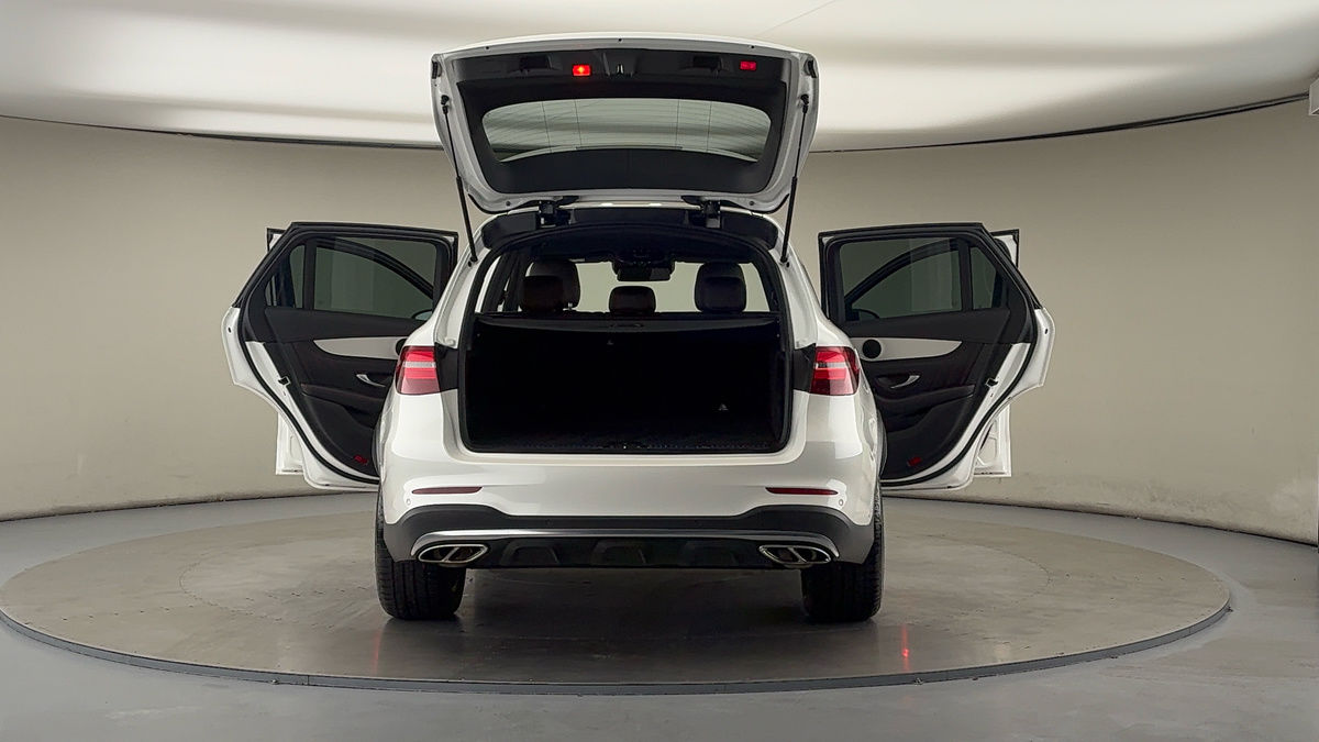 Used Mercedes-Benz GLC 2018 for sale - 75322033: Photo 62