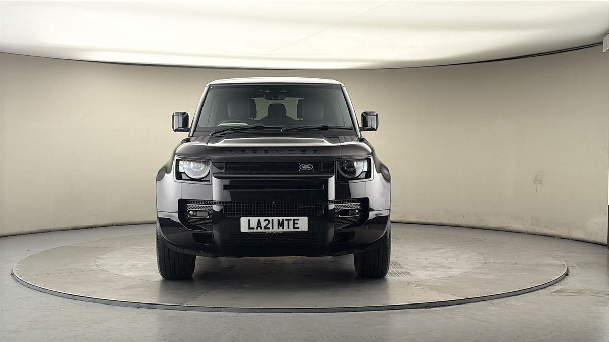 Used Land Rover Defender 2021 for sale - 77821828: Photo 3