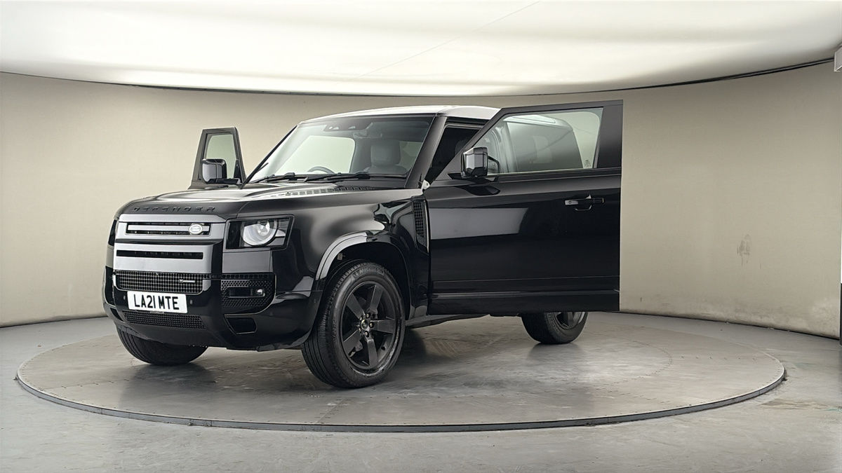 Used Land Rover Defender 2021 for sale - 77821828: Photo 49