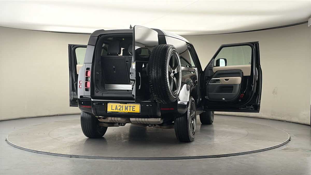 Used Land Rover Defender 2021 for sale - 77821828: Photo 59