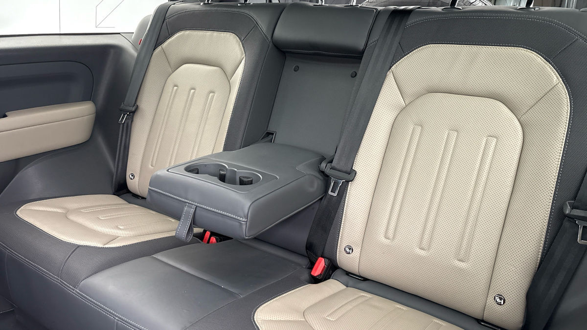 Used Land Rover Defender 2021 for sale - 77821828: Photo 9