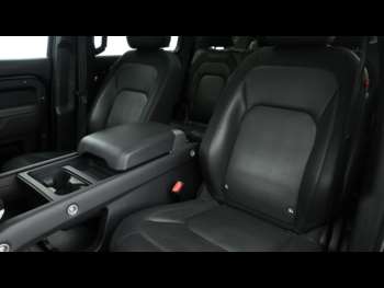 Used Land Rover Defender 130 2023 for sale - 74107073: Photo