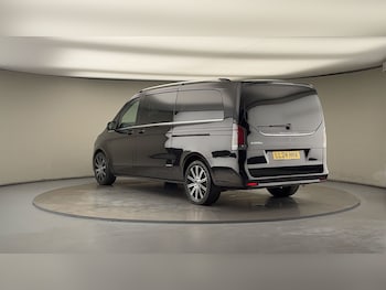 Used Mercedes-Benz V-Class 2024 for sale - 76211089: Photo