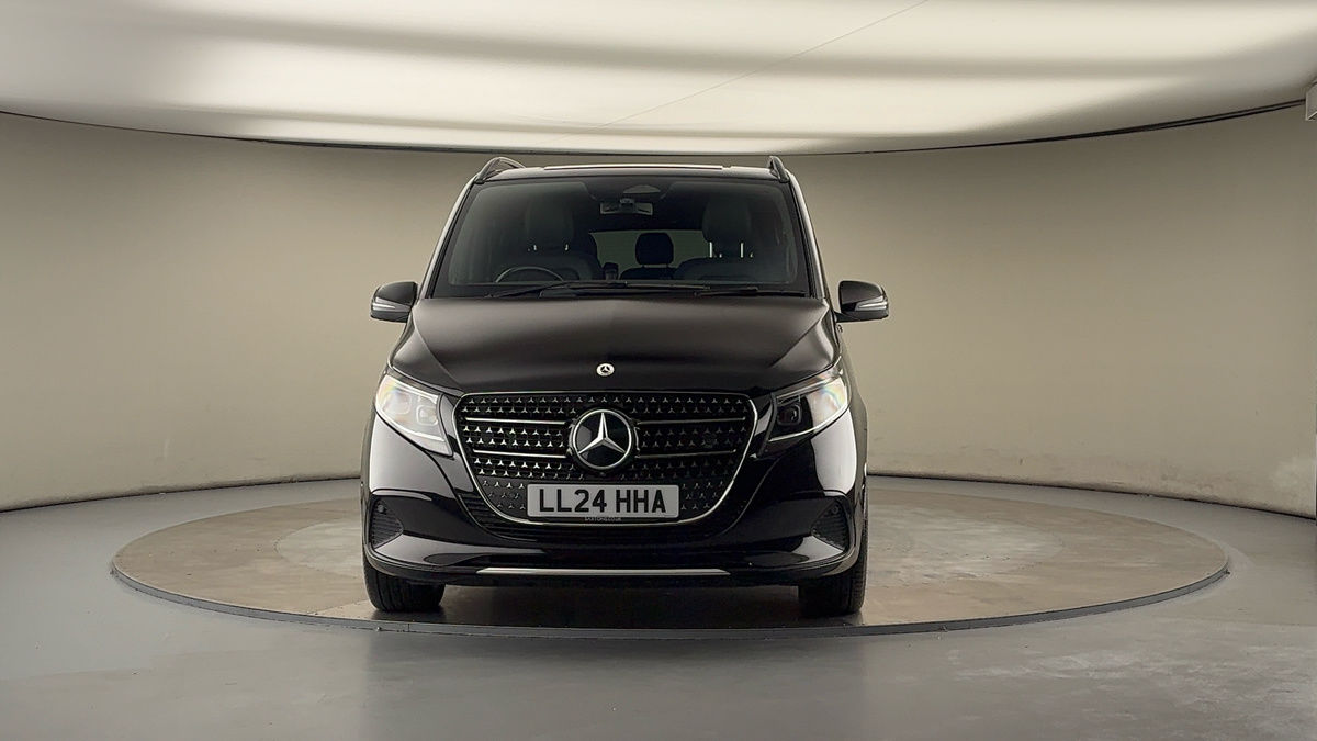 Used Mercedes-Benz V-Class 2024 for sale - 76211089: Photo 3