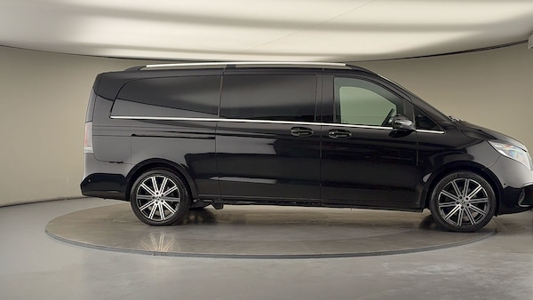 Used Mercedes-Benz V-Class 2024 for sale - 76211089: Photo 37