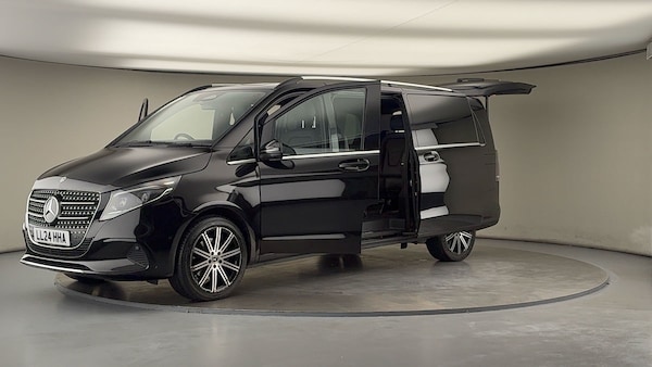 Used Mercedes-Benz V-Class 2024 for sale - 76211089: Photo 50
