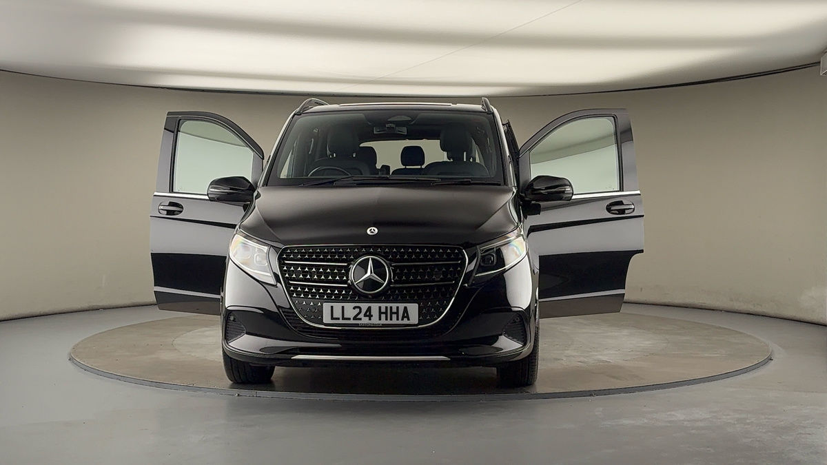 Used Mercedes-Benz V-Class 2024 for sale - 76211089: Photo 52