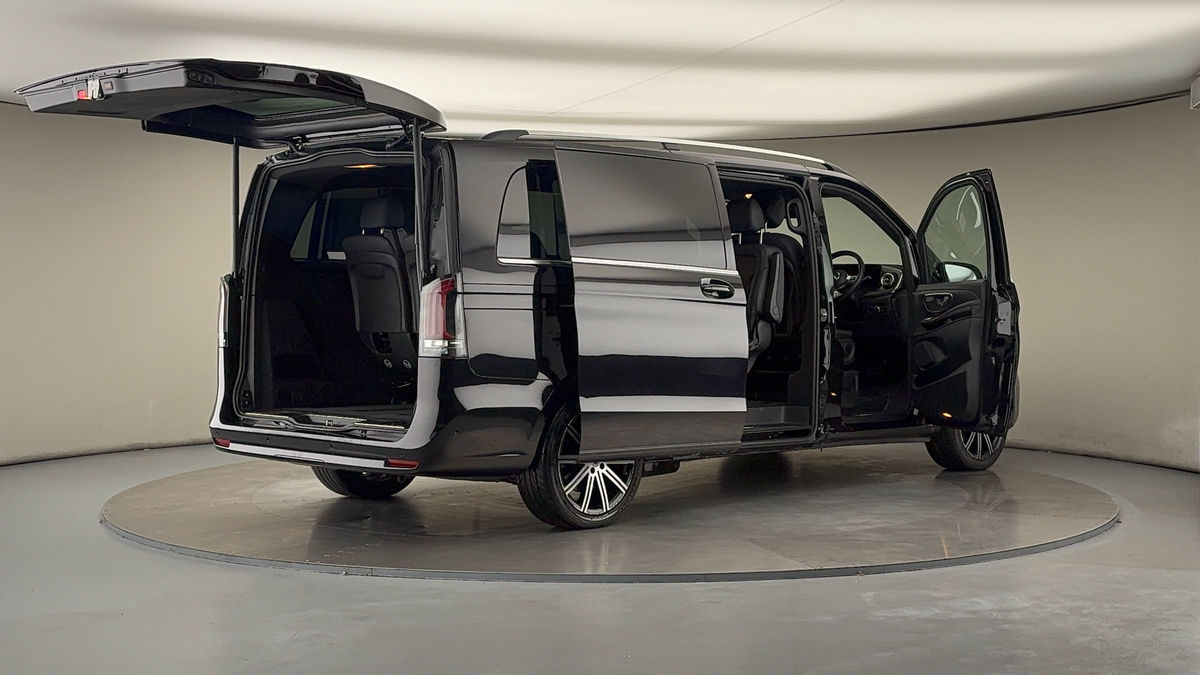 Used Mercedes-Benz V-Class 2024 for sale - 76211089: Photo 59