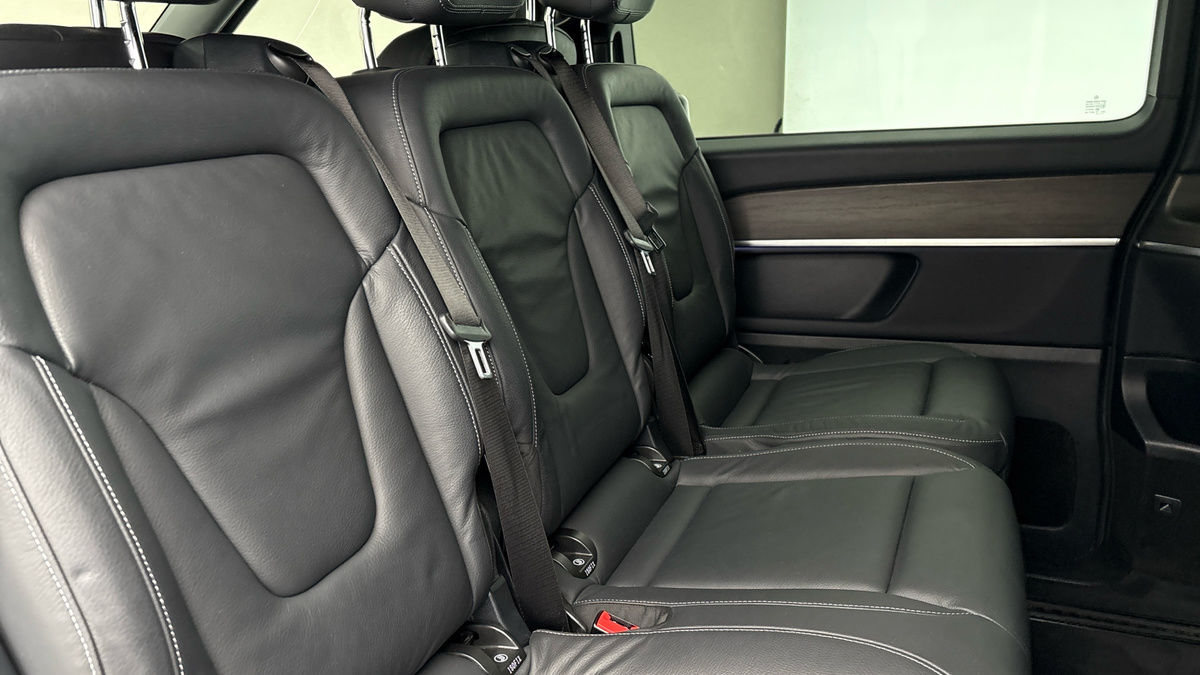 Used Mercedes-Benz V-Class 2024 for sale - 76211089: Photo 9