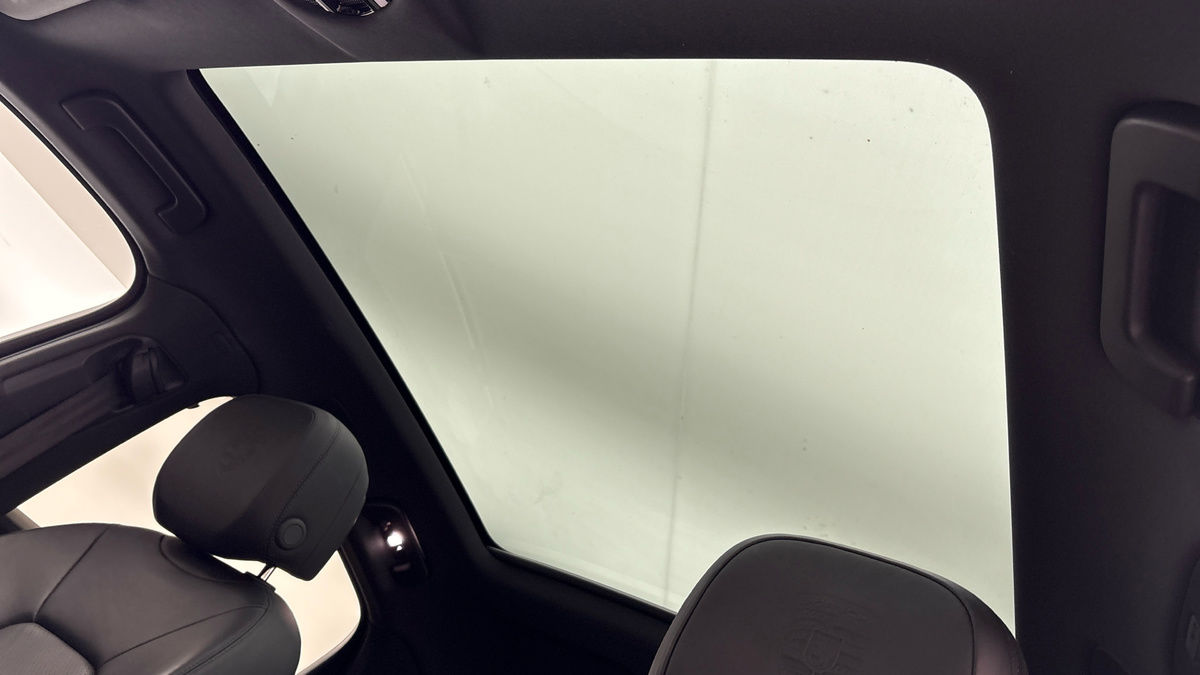 Used Porsche Cayenne 2019 for sale - 75560598: Photo 6