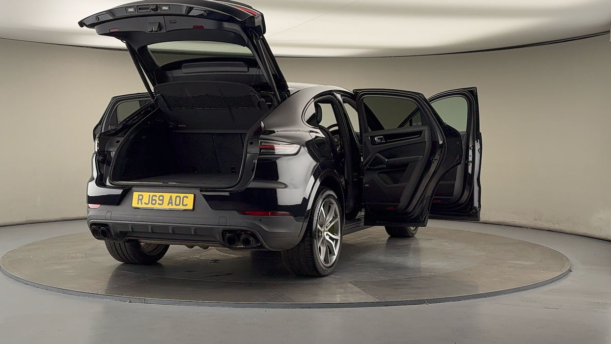 Used Porsche Cayenne 2019 for sale - 75560598: Photo 60