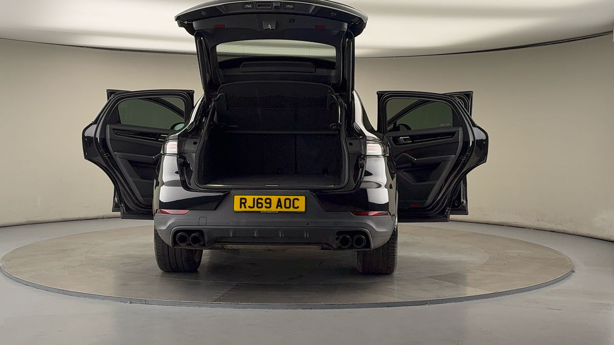 Used Porsche Cayenne 2019 for sale - 75560598: Photo 61