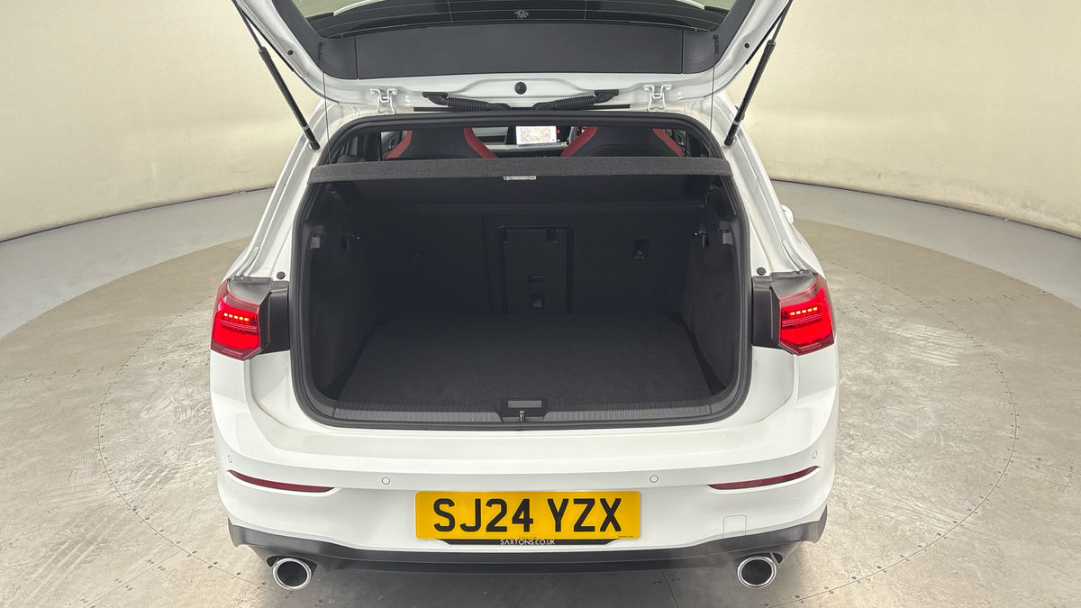 Used Volkswagen Golf 2024 for sale - 76357234: Photo 11