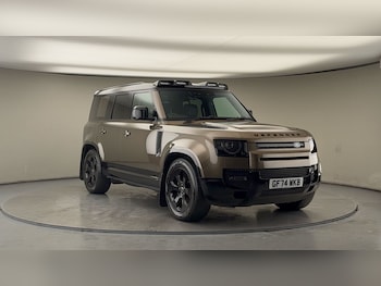 Used Land Rover Defender 110 2024 for sale - 77749390: Photo