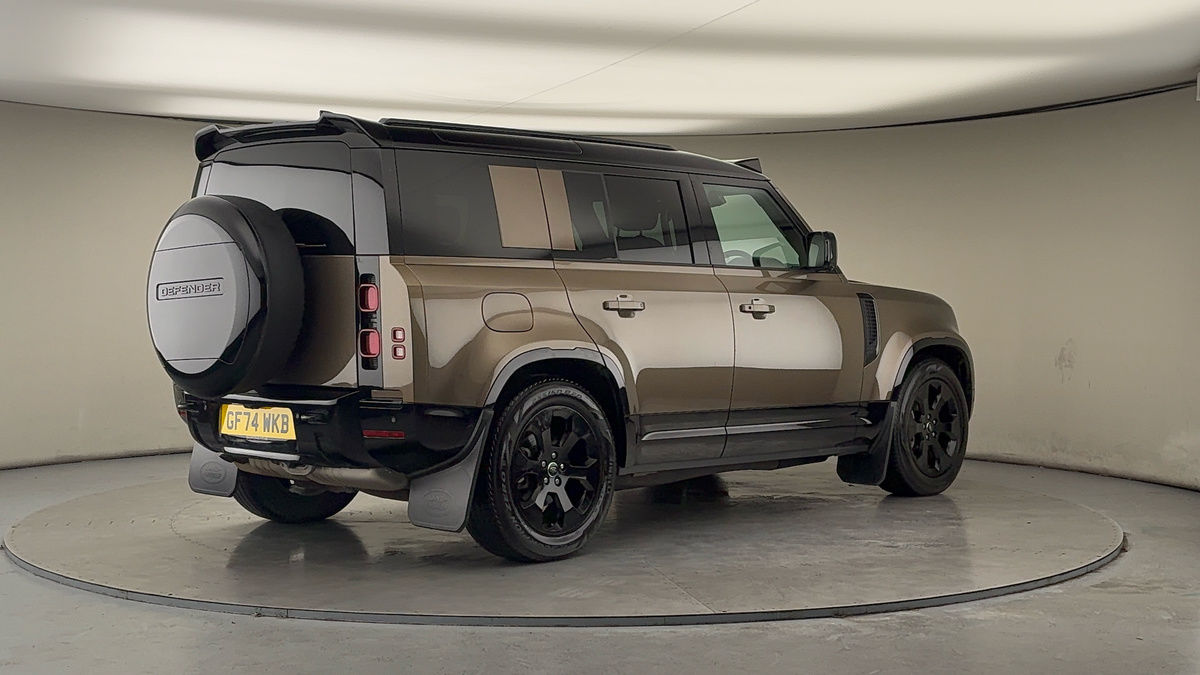 Used Land Rover Defender 110 2024 for sale - 77749390: Photo 21