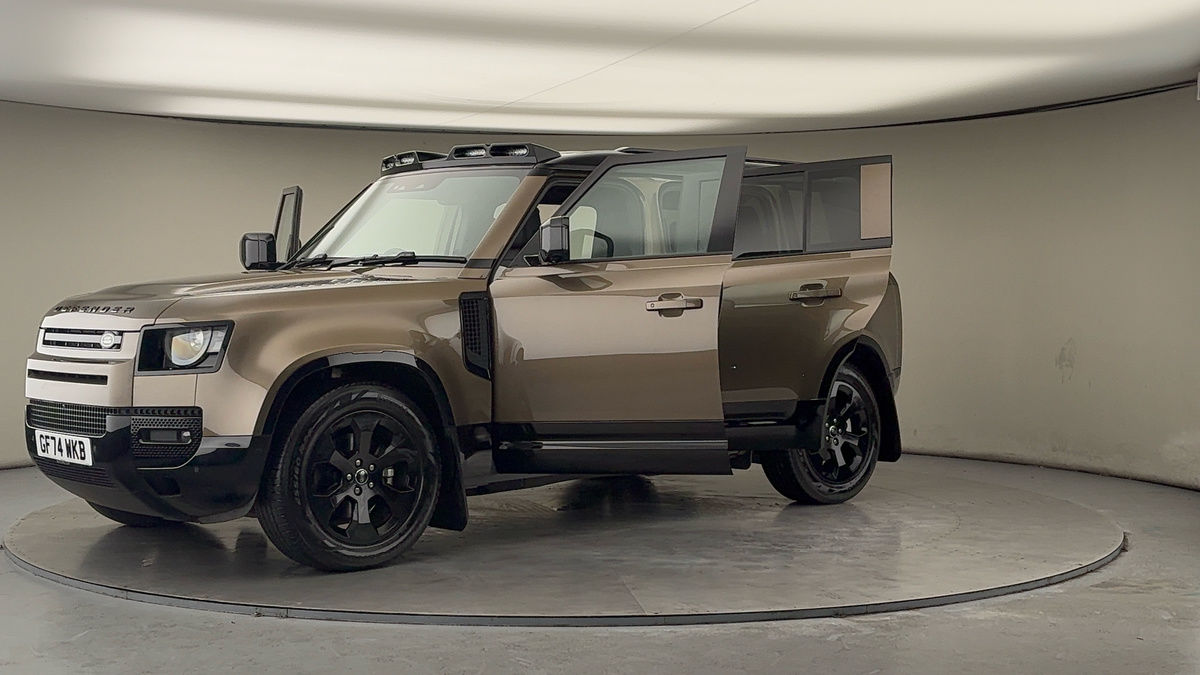 Used Land Rover Defender 110 2024 for sale - 77749390: Photo 22