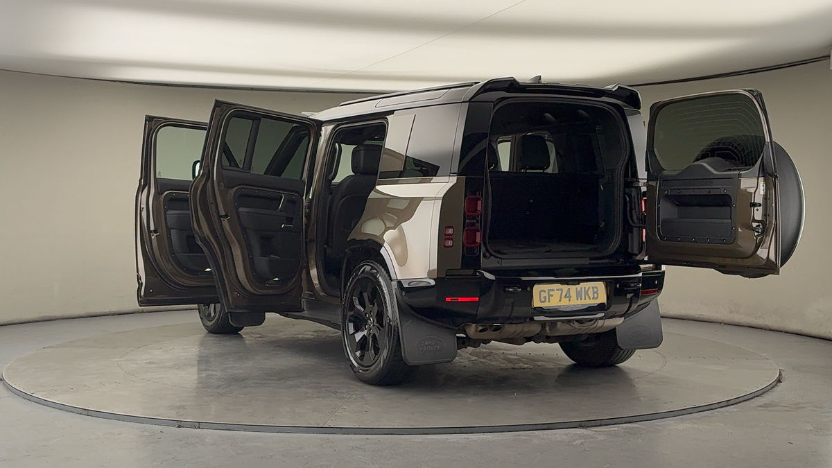 Used Land Rover Defender 110 2024 for sale - 77749390: Photo 23