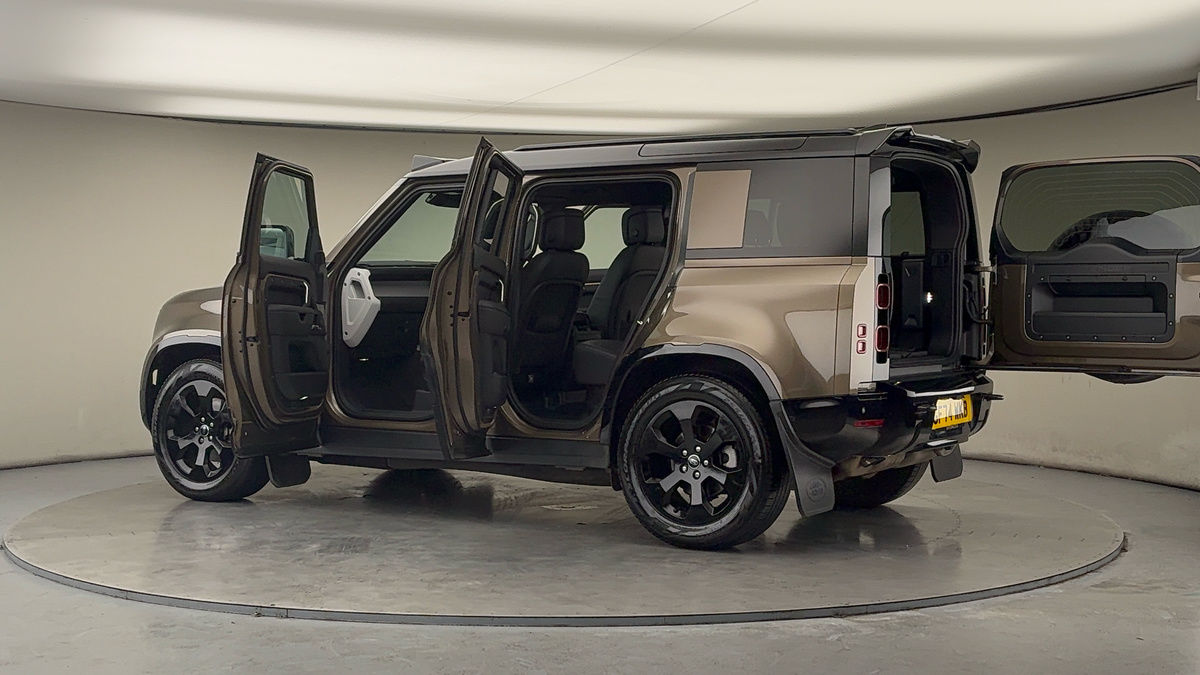 Used Land Rover Defender 110 2024 for sale - 77749390: Photo 45