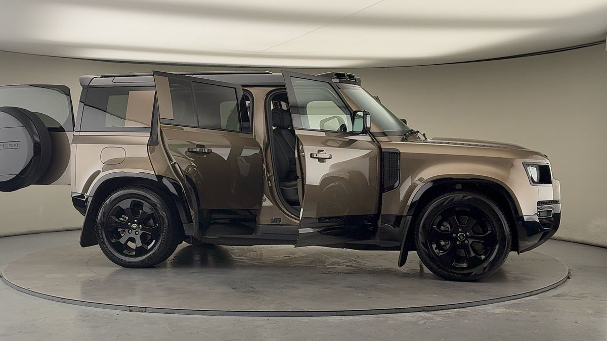 Used Land Rover Defender 110 2024 for sale - 77749390: Photo 55