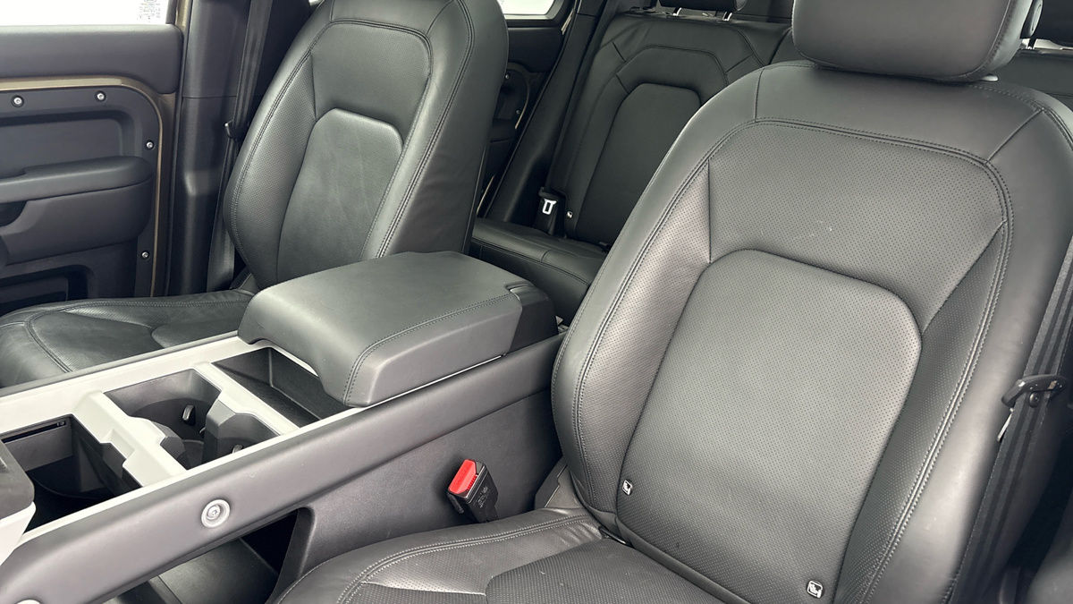 Used Land Rover Defender 110 2024 for sale - 77749390: Photo 7
