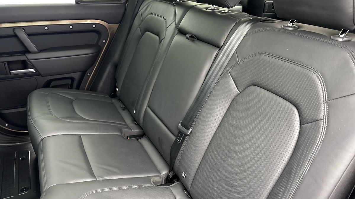 Used Land Rover Defender 110 2024 for sale - 77749390: Photo 8