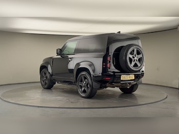 Used Land Rover Defender 90 2023 for sale - 77303325: Photo