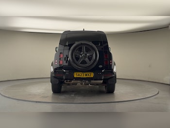 Used Land Rover Defender 90 2023 for sale - 77303325: Photo