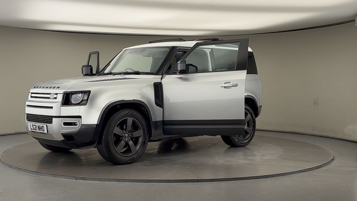 Used Land Rover Defender 90 2021 for sale - 76387100: Photo 22